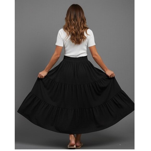 Black Boho Tiered Ruched Skirt - Picture 3 of 11